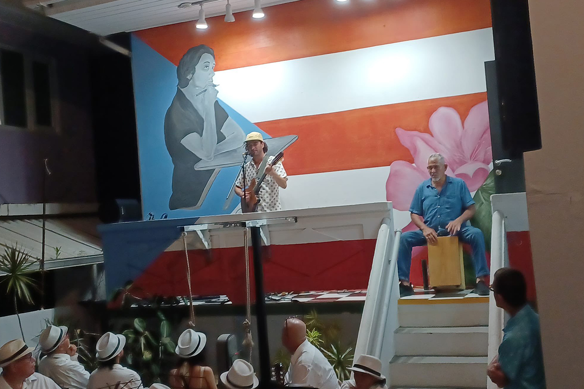 Saludo al Grito de Lares